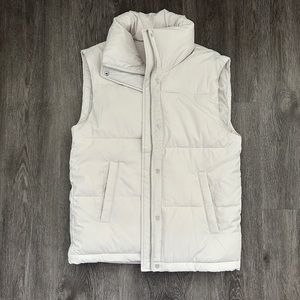Abercrombie & Fitch Puffer Vest